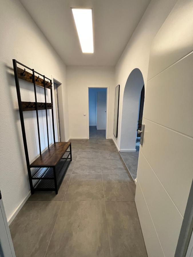 Appartment Florida Naehe Duesseldorf, Messe, Hbf, City, Wifi, Helios Hospital Krefeld Eksteriør billede