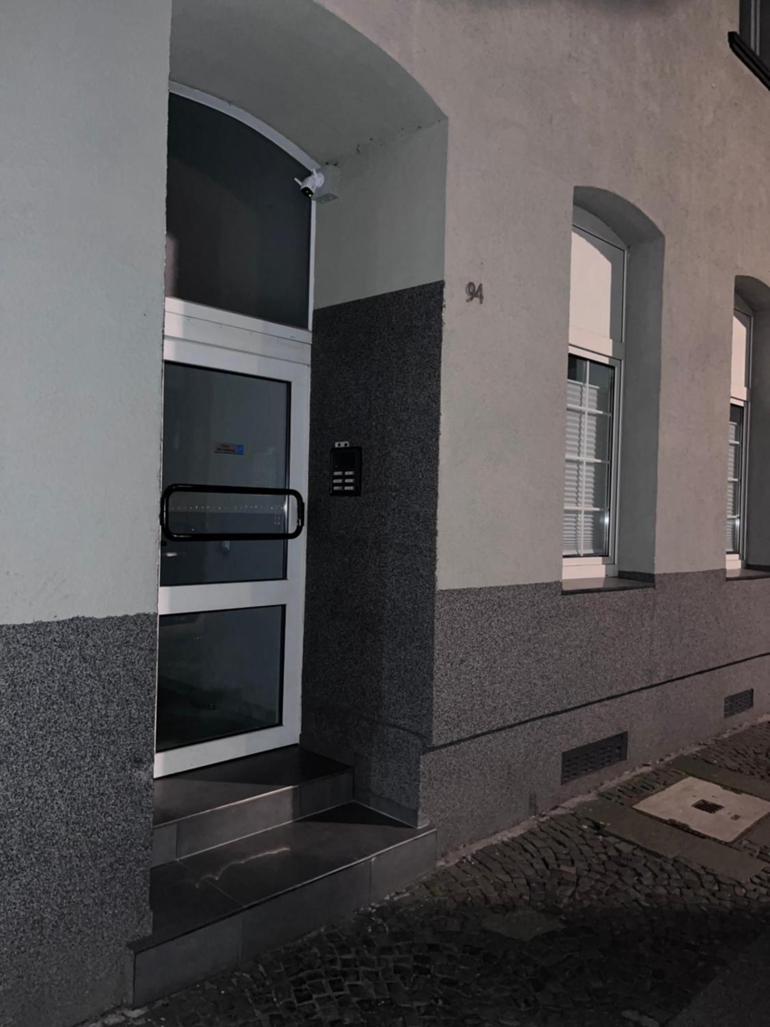 Appartment Florida Naehe Duesseldorf, Messe, Hbf, City, Wifi, Helios Hospital Krefeld Eksteriør billede